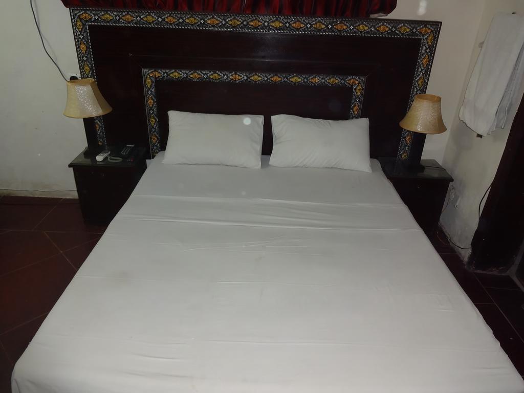 Safari Hotel Upper Mall Lahore Exterior photo